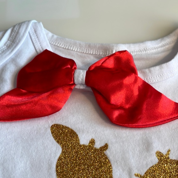 NWOT Long Sleeve Gold Deer Pair Onesie Sizes 18 & 24 months - Picture 3 of 5